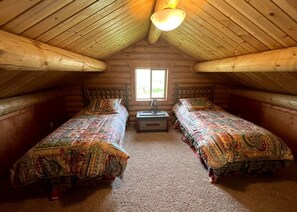 4 habitaciones, tabla de planchar con plancha, wifi y ropa de cama 