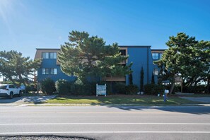 Exterior - My Happy Place (Ocean Isle Beach)