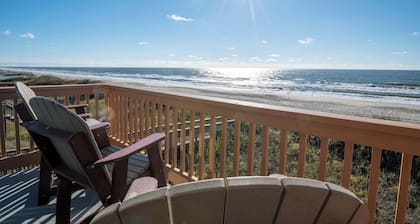 My Happy Place-Free Pet Fees This Summer! Oceanfront View-Pool