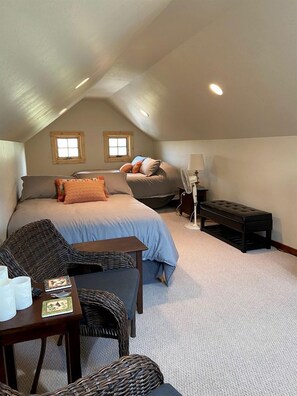 Interior - Scenic Creekside Lodge with Decks and Madison River Access near Yellowstone, Ennis Montana (Cameron)