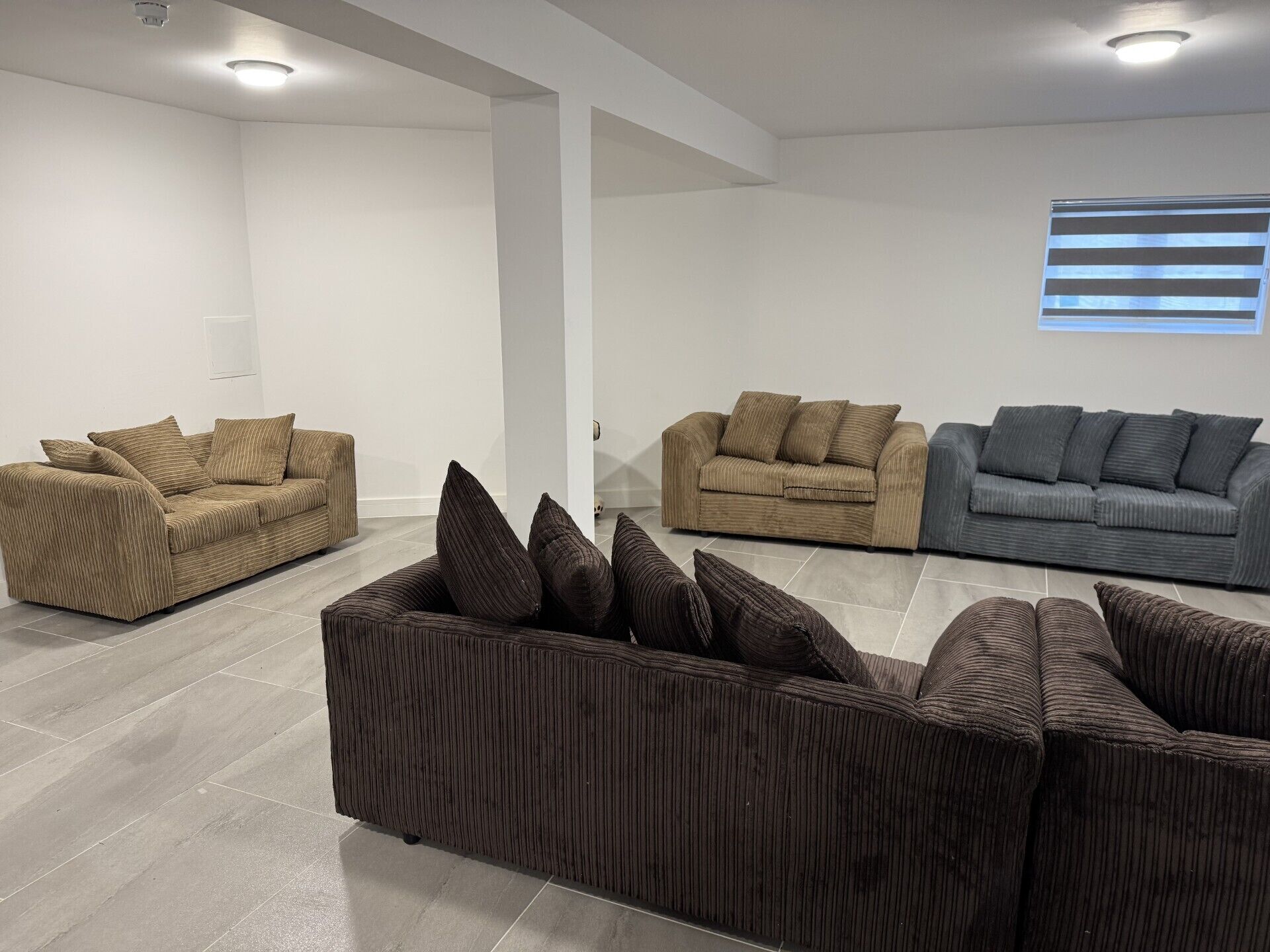 Single Room | Living area | 43-inch LED TV with digital channels, pay movies, streaming services