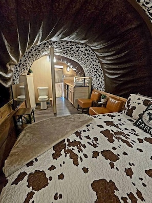 1 bedroom, WiFi, bed sheets