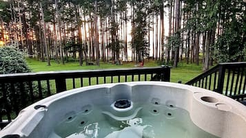 Bañera de hidromasaje exterior