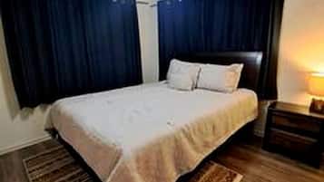 2 bedrooms, iron/ironing board, WiFi, bed sheets