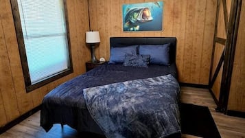 2 quartos, ferros/tábuas de passar roupa, Wi-Fi, roupa de cama