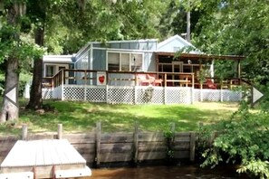 Exterior - Riverfront Cottage with Fire Pit and Cozy Interior Perfect for Groups in Texas (Karnack)