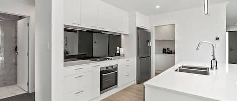 ميكروويف، فرن، غسالة أطباق