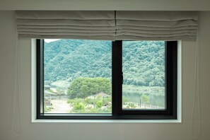 Habitació doble estàndard, vistes al riu | Wifi gratuïta