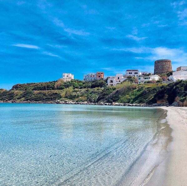 Beach nearby - Casa Susanna – Your Retreat in Calasetta: Sea, Culture, and Relaxation (Calasetta)