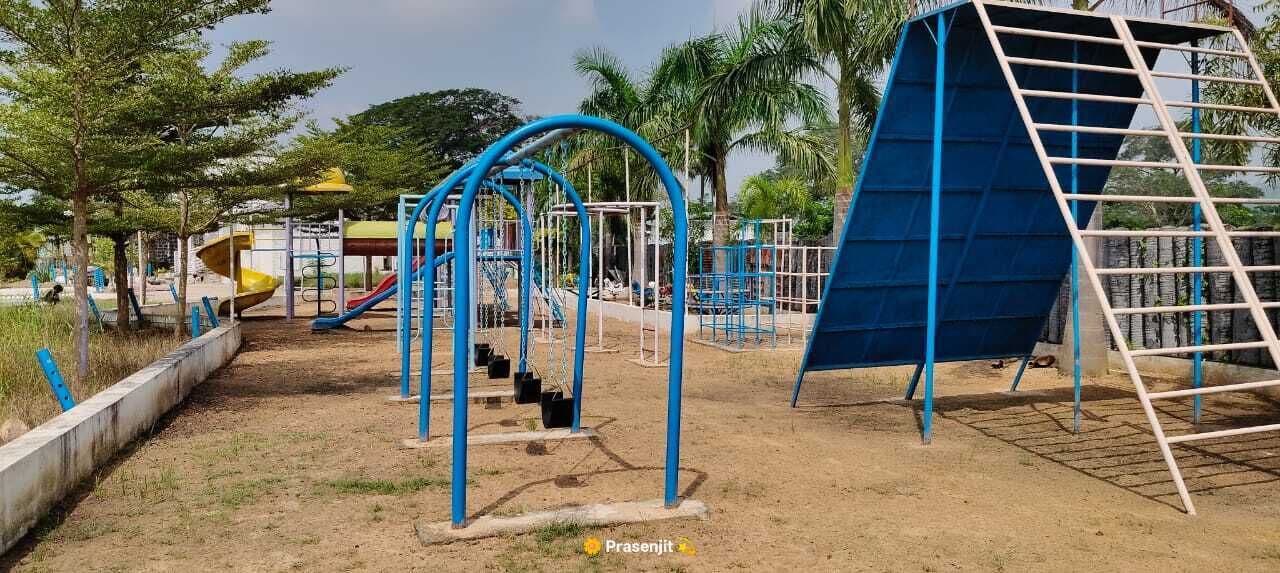 Children’s play area – outdoor