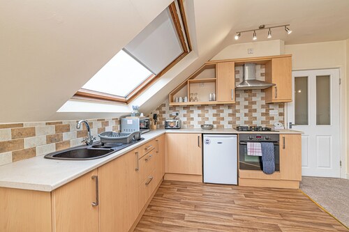 Scosthrop - Bridge End Mill By Guestz