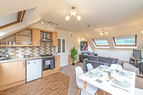 Scosthrop - Bridge End Mill By Guestz