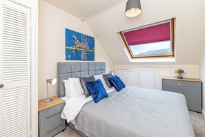 Classic Apartment, 3 Bedrooms, Non Smoking | Free WiFi - Scosthrop - Bridge End Mill By Guestz (Settle)