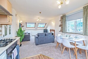 Classic Apartment, 3 Bedrooms, Non Smoking | Living area - Scosthrop - Bridge End Mill By Guestz (Settle)