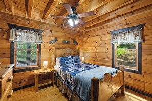 5 bedrooms, iron/ironing board, free WiFi, bed sheets