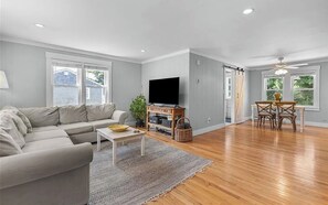 TV, fireplace - Coastal Living Meets Modern Comfort! (Narragansett)