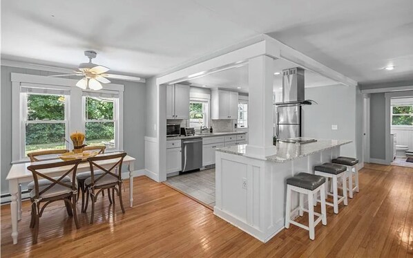 Microwave, oven, stovetop, dishwasher