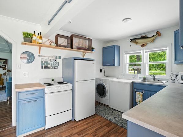 ميكروويف، فرن، موقد طهي مسطح، غسالة أطباق