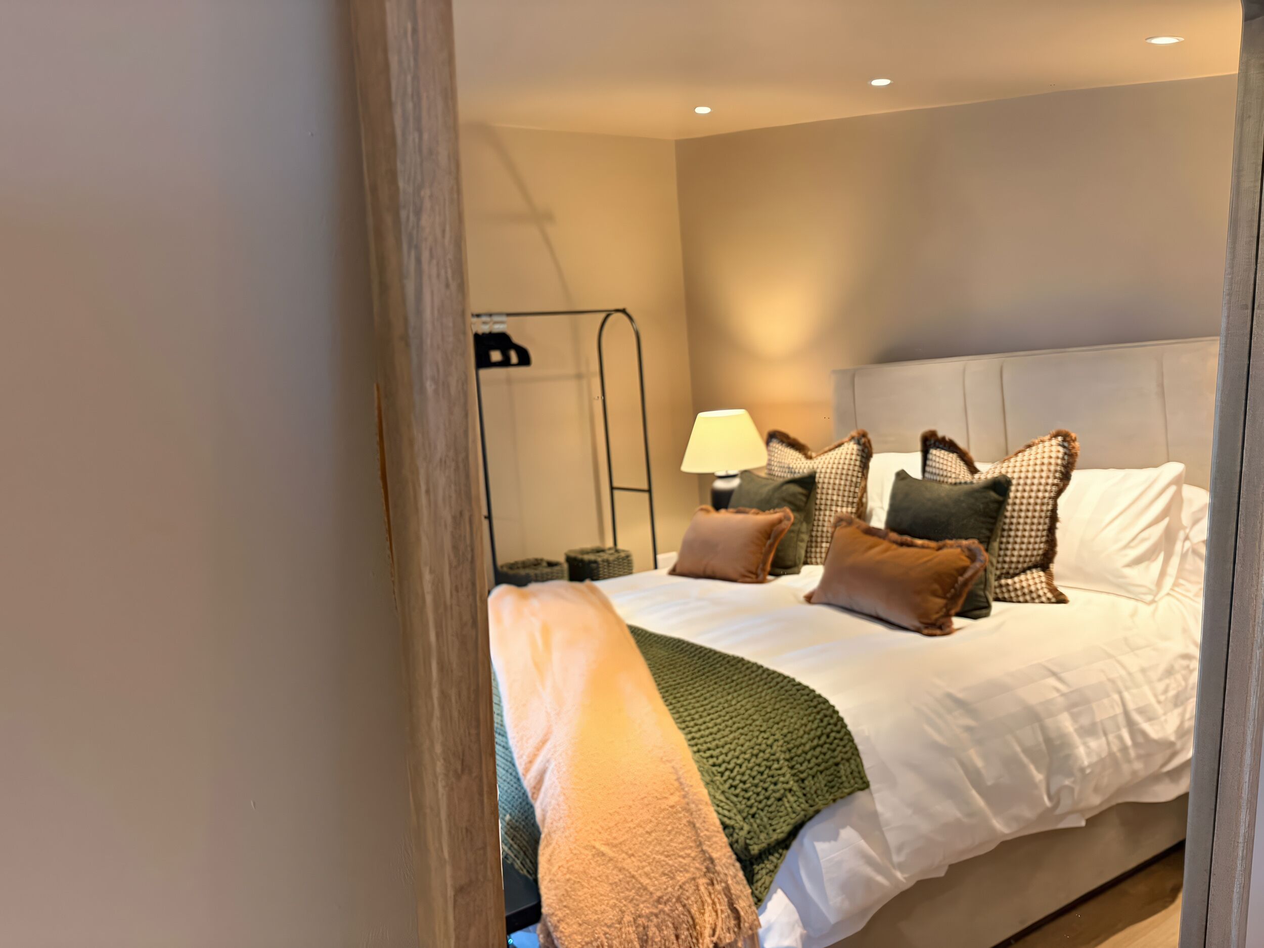 1 chambre, décoration personnalisée, ameublement personnalisé