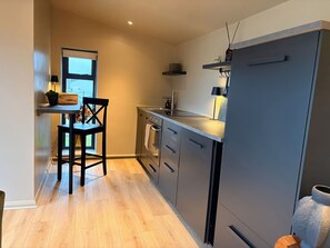 Cottage | Private kitchen | Cookware/dishes/utensils - Heath Hideaway (Sowerby Bridge)