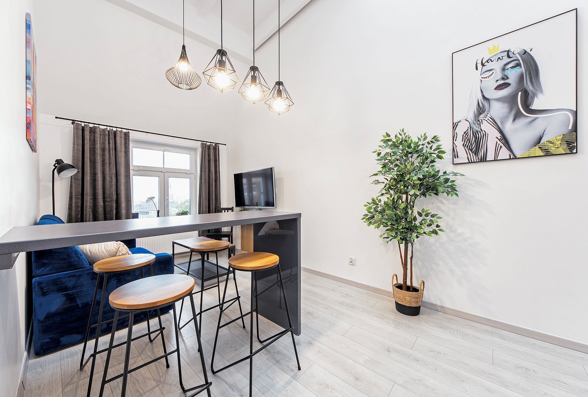 Comfort Apartment | Living room | Smart TV