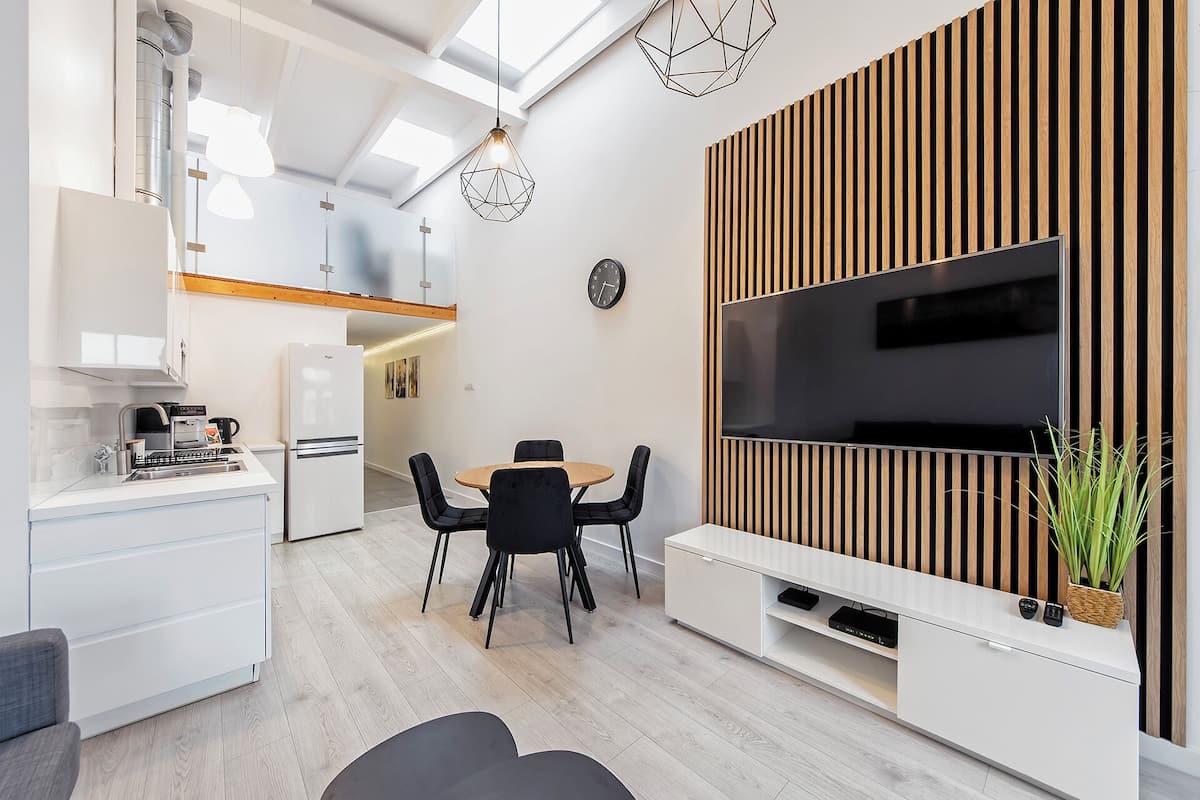 City Apartment | Living room | Smart TV