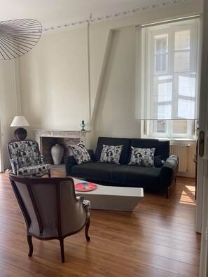 Télévision, espaces bureaux