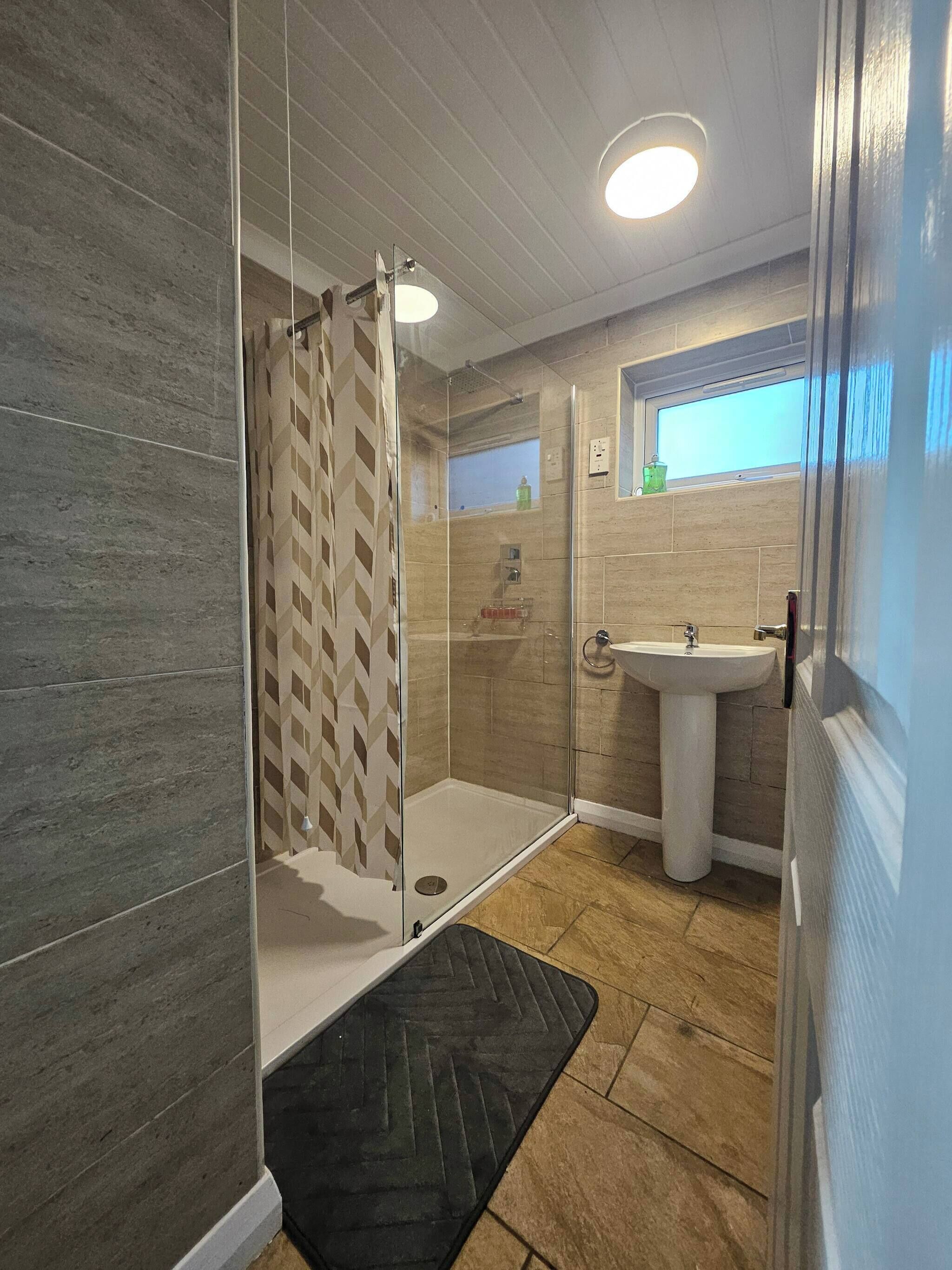 Appartement, 2 chambres | Salle de bain