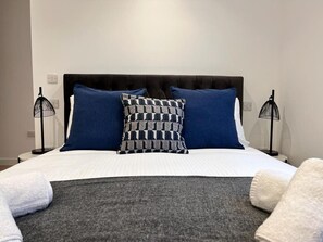 1 bedroom, iron/ironing board, travel cot, WiFi