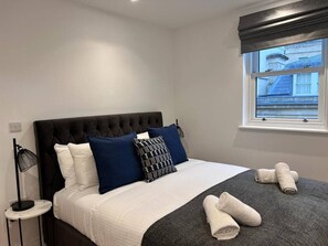 1 bedroom, iron/ironing board, travel cot, WiFi - Chapel - Central Studio Apartment (Bath)
