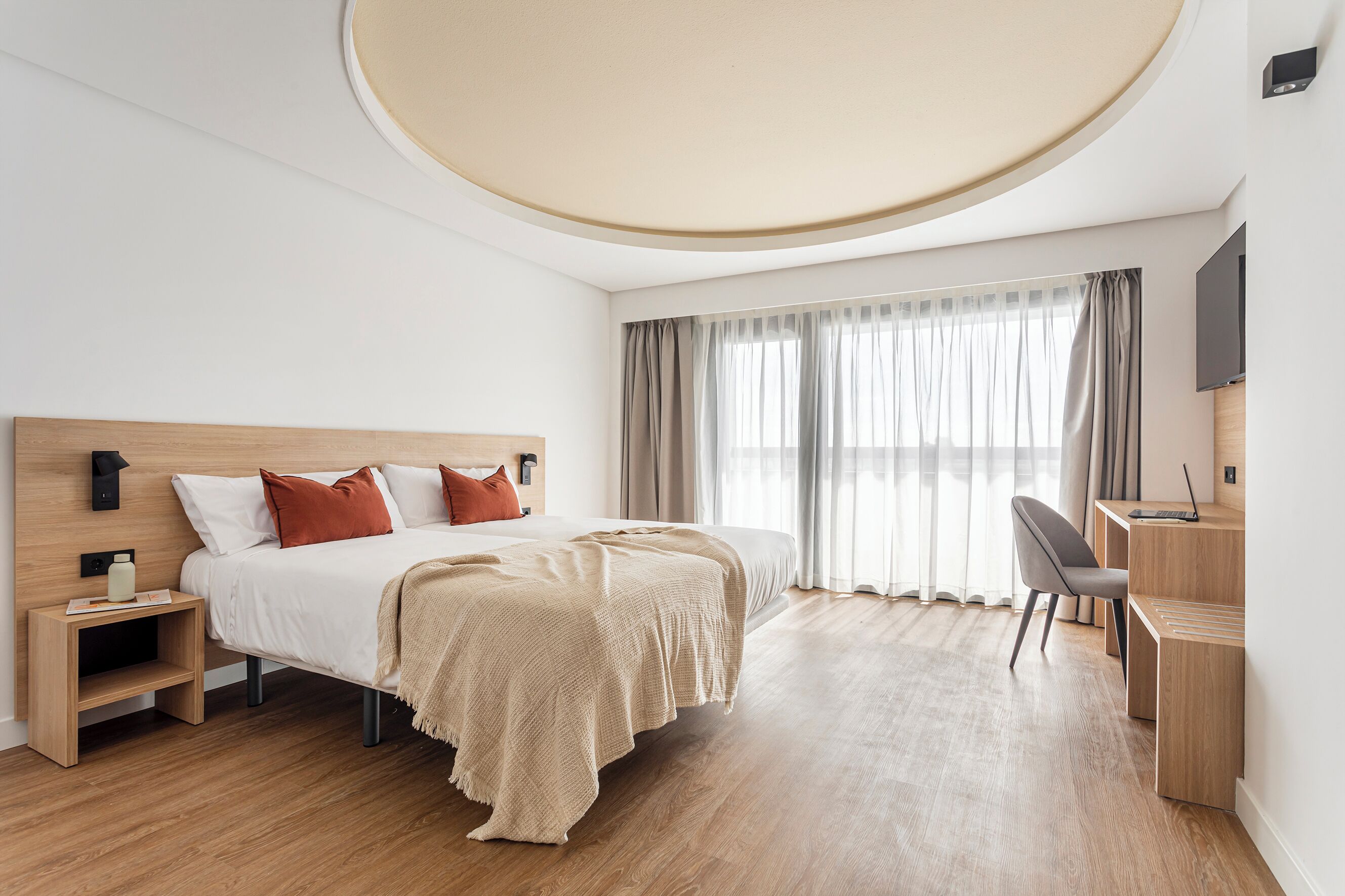 Superior Double Room | In-room safe, laptop workspace, free WiFi