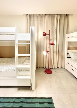 3 Schlafzimmer, Bügeleisen/Bügelbrett, WLAN, Bettwäsche