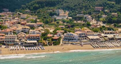 Ammos Bay