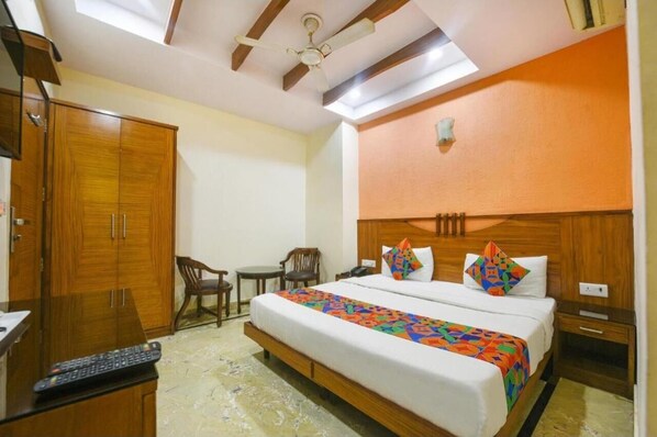 Deluxe Room - Hotel Jaggi Palace (New Delhi)