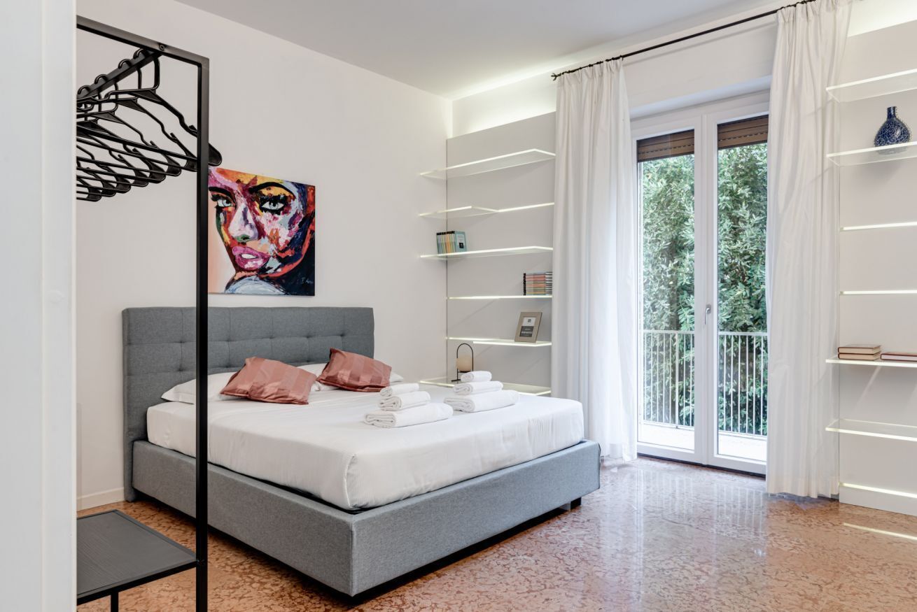 2 chambres, fer et planche à repasser