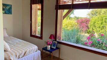 4 chambres, fer et planche à repasser, Wi-Fi