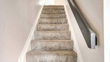 House, 3 Bedrooms, Private Pool, Pool View | Interior