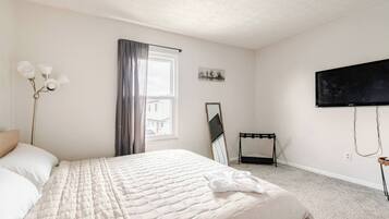 Rumah, 3 kamar tidur, kolam renang pribadi, pemandangan kolam renang | Fasilitas kamar