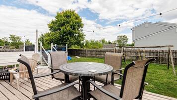 Rumah, 3 kamar tidur, kolam renang pribadi, pemandangan kolam renang | Area keluarga | Buku