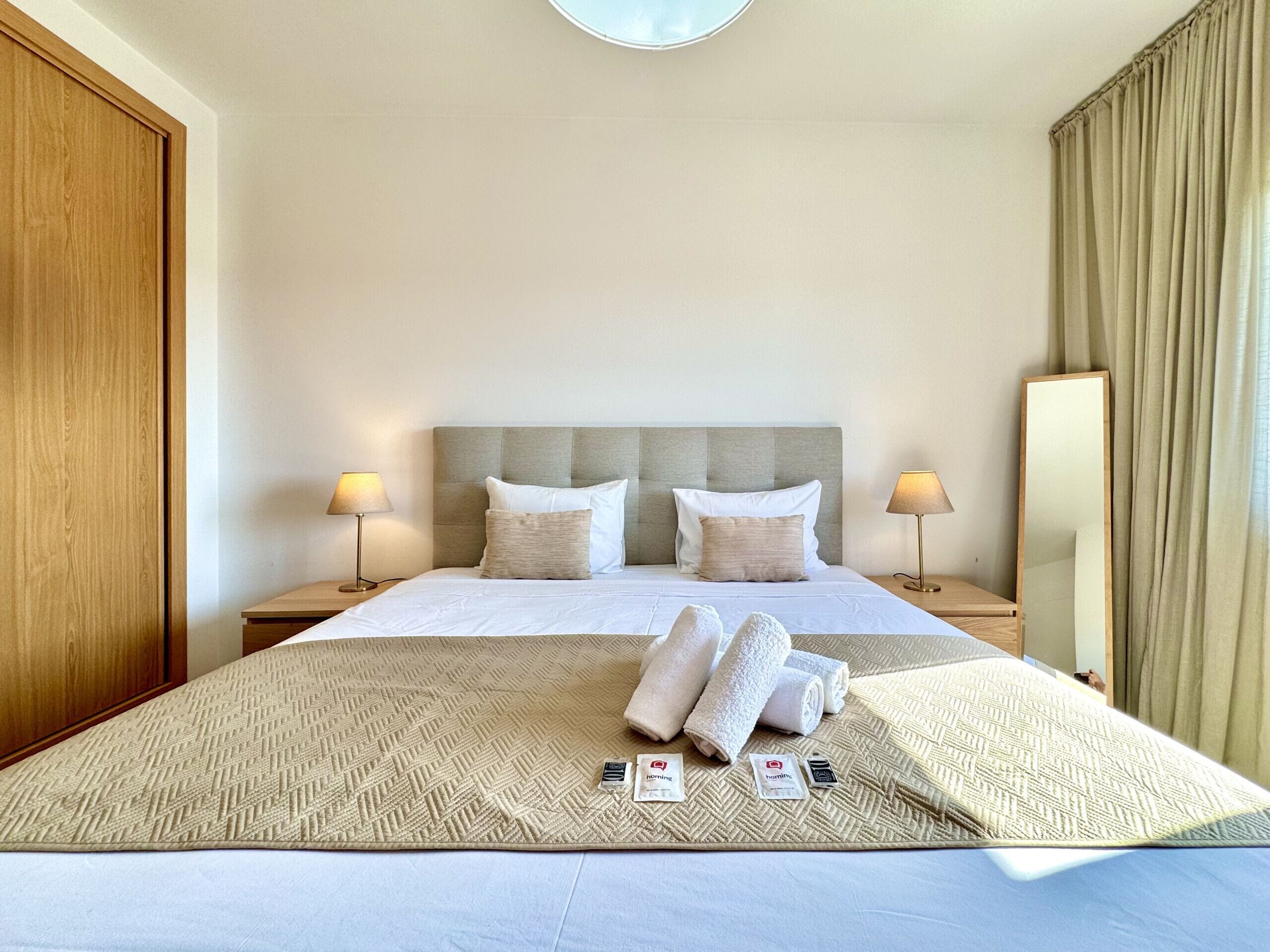 1 개의 침실, 침대 시트