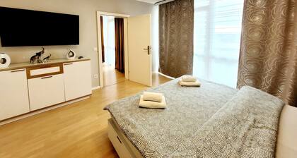 2-Zim, 4Pers,neben Einkaufszentrum, Parkplatz in MĂŒlheim an der Ruhr