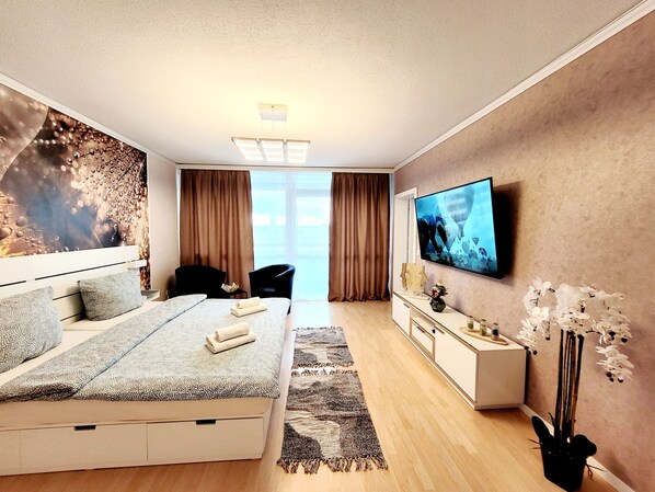 2 chambres, fer et planche à repasser, Wi-Fi, draps fournis