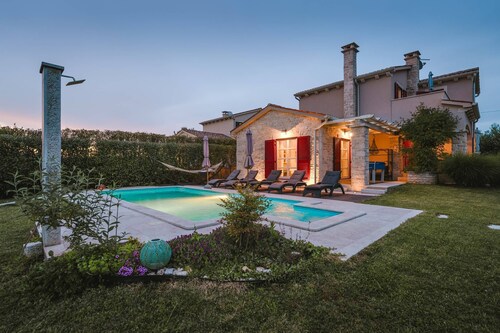 Villa Emily (100221-K1) - Vizinada (Porec)