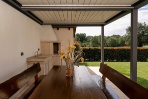 Outdoor dining - Villa Genia (100081-K1) - Baderna (Baderna)