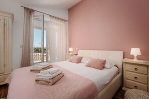 4 bedrooms, iron/ironing board, internet, bed sheets - Villa Ilmea (100071-K1) - Vizinada (Porec) (Vizinada (Porec))