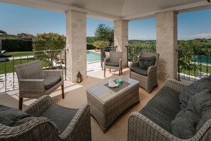 Terrace/patio - Villa Ilmea (100071-K1) - Vizinada (Porec) (Vizinada (Porec))