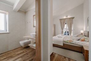 4 chambres, accès Internet, draps fournis