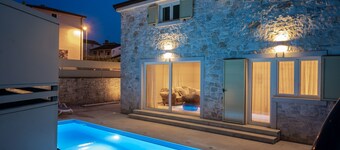 Villa Torresana (100211-K1) - Tar (Porec)