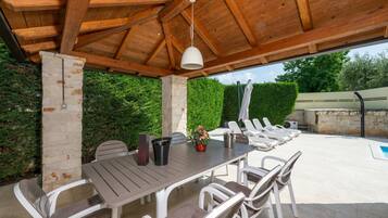 Ristorazione all'aperto