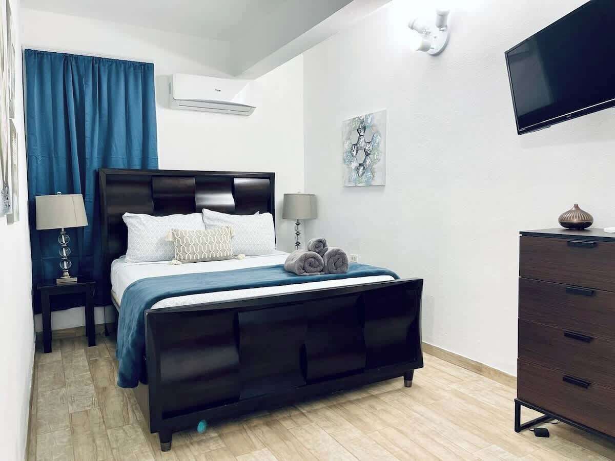 1 bedroom, iron/ironing board, free WiFi